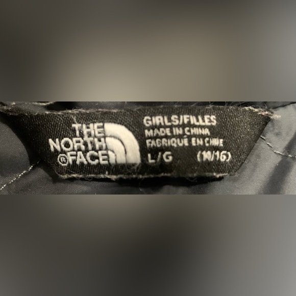 Girls’ The North Face Parka - Picture 5 of 6